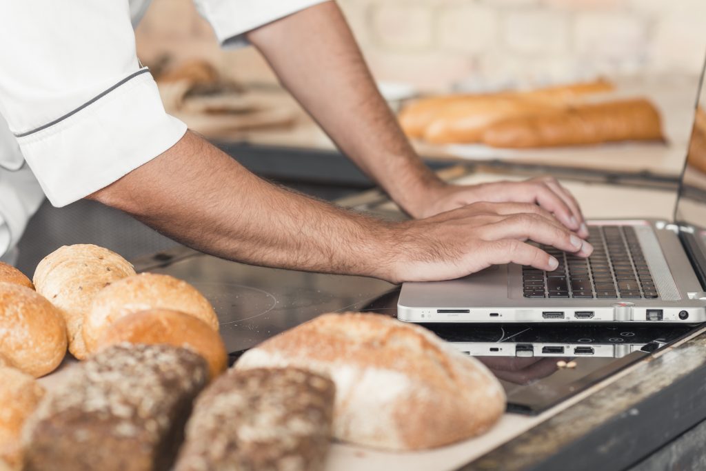 Kode KBLI 10710 Cara Legal Memulai Usaha Roti & Kue