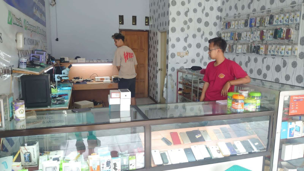 Jenis Usaha yang Termasuk dalam Konter HP